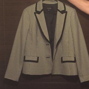 Women's business suit skirt/blazer